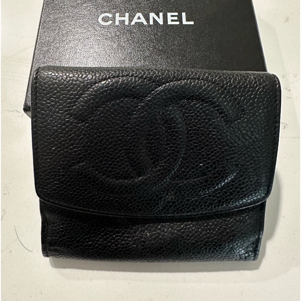 CHANEL Black Leather Vintage Wallet on Chain